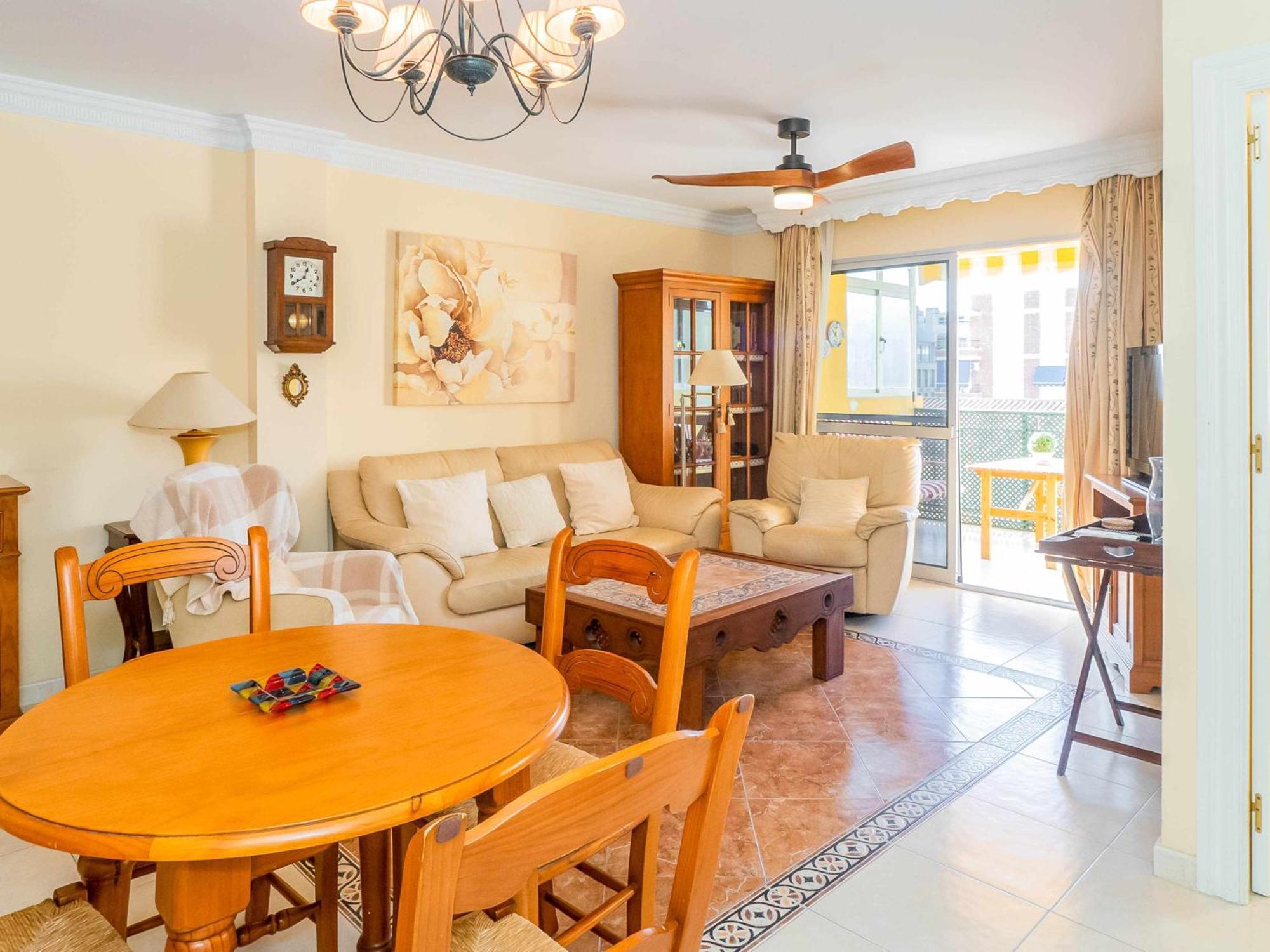 Centrico Apartamento Con Terraza En La Playa Rincón de la Victoria Exterior foto