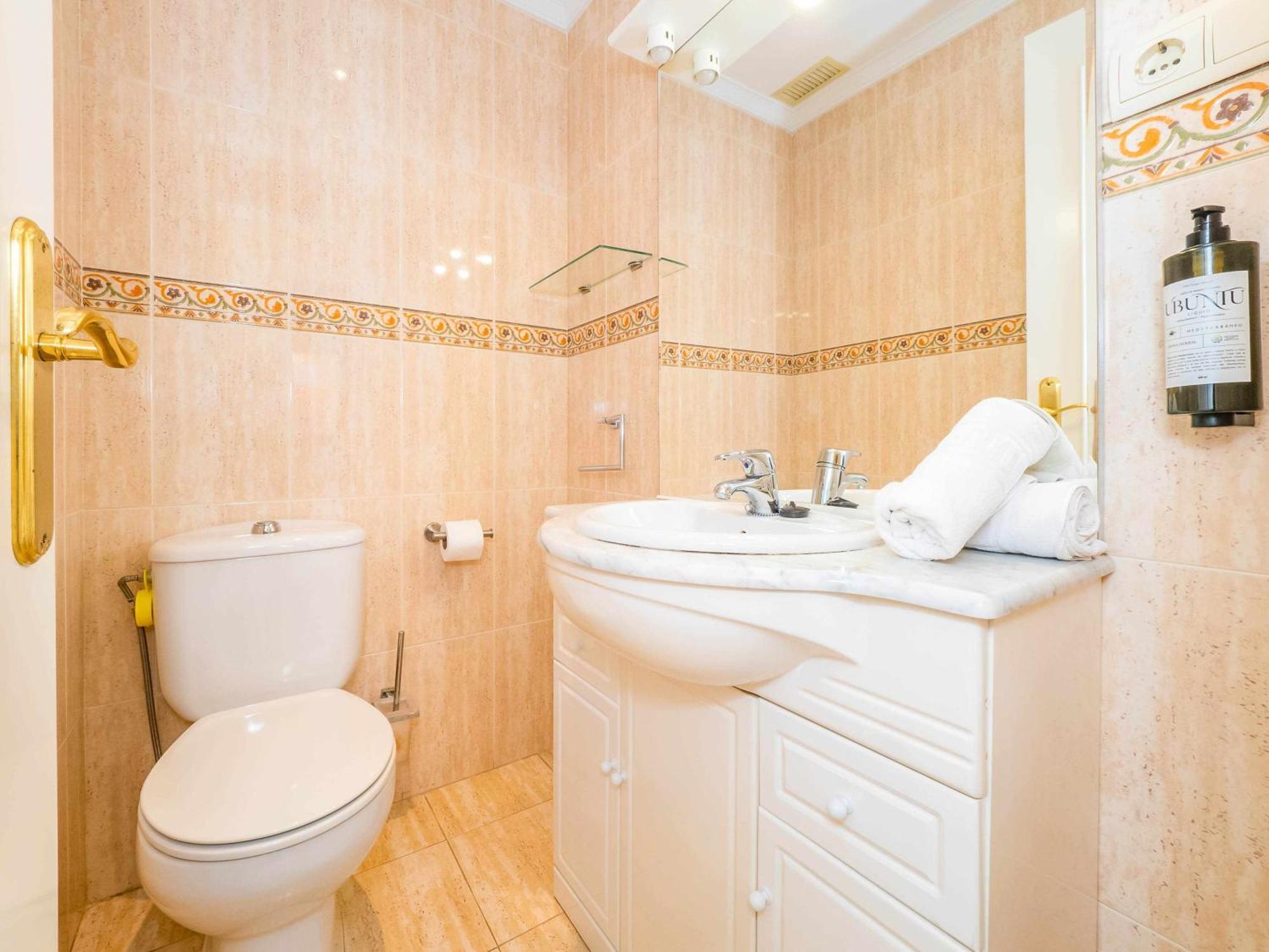Centrico Apartamento Con Terraza En La Playa Rincón de la Victoria Exterior foto
